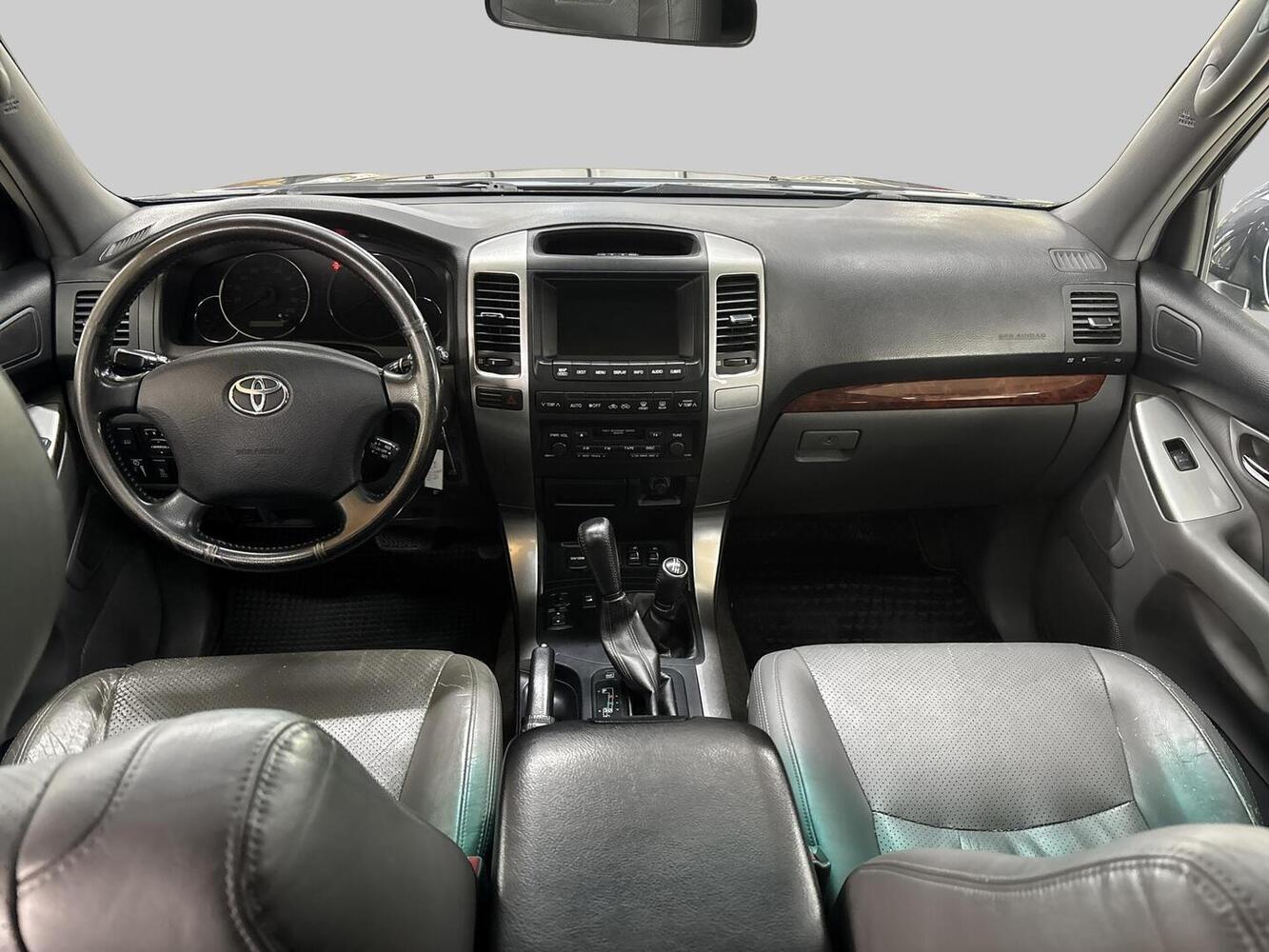 Toyota Land Cruiser vaihtoauto