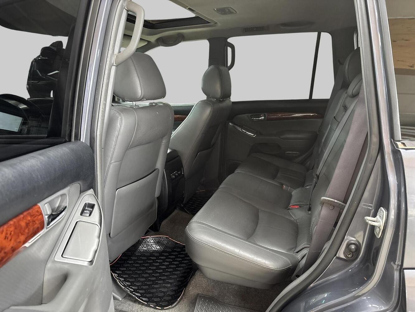 Toyota Land Cruiser vaihtoauto