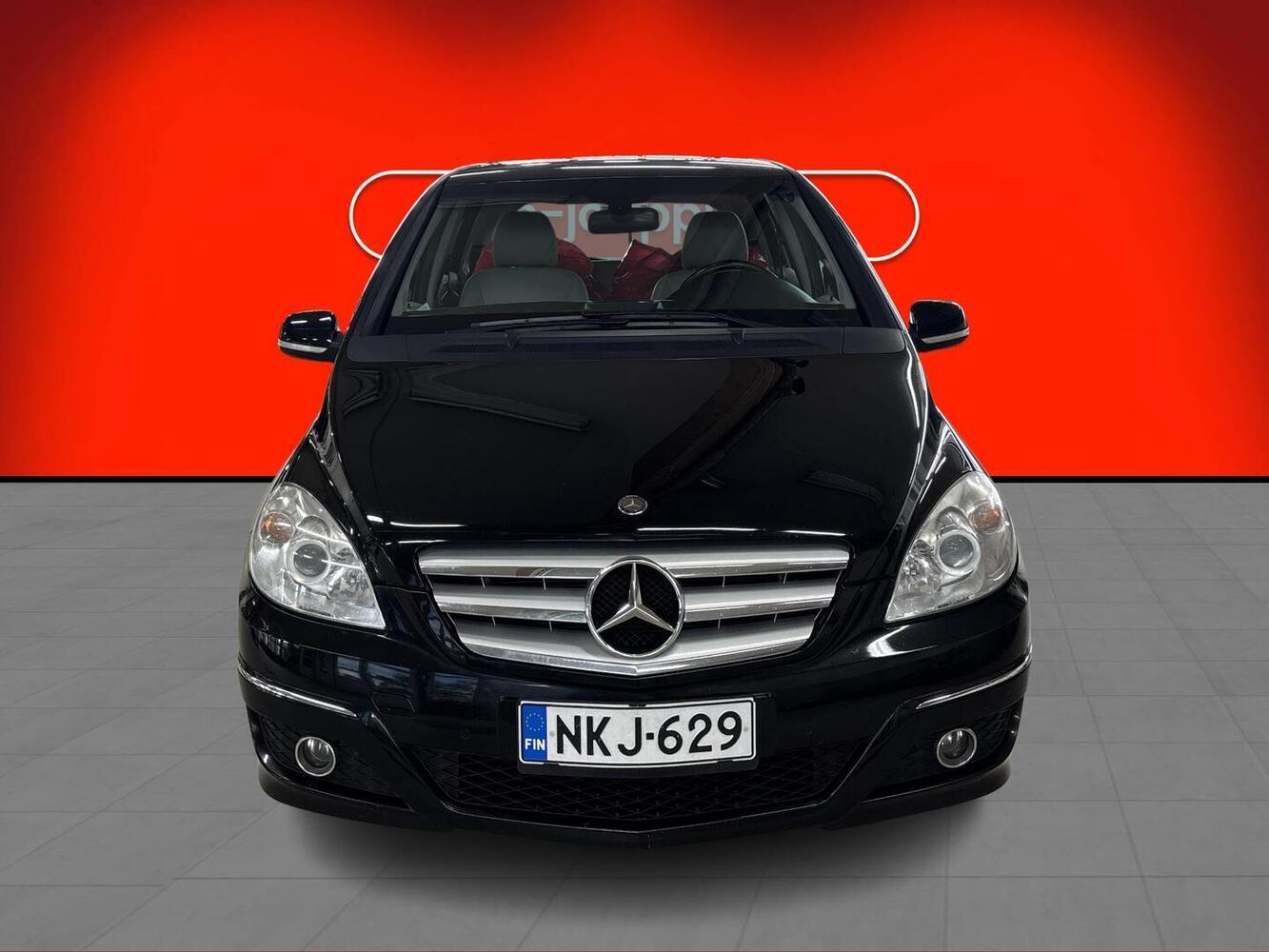 Mercedes-Benz B vaihtoauto