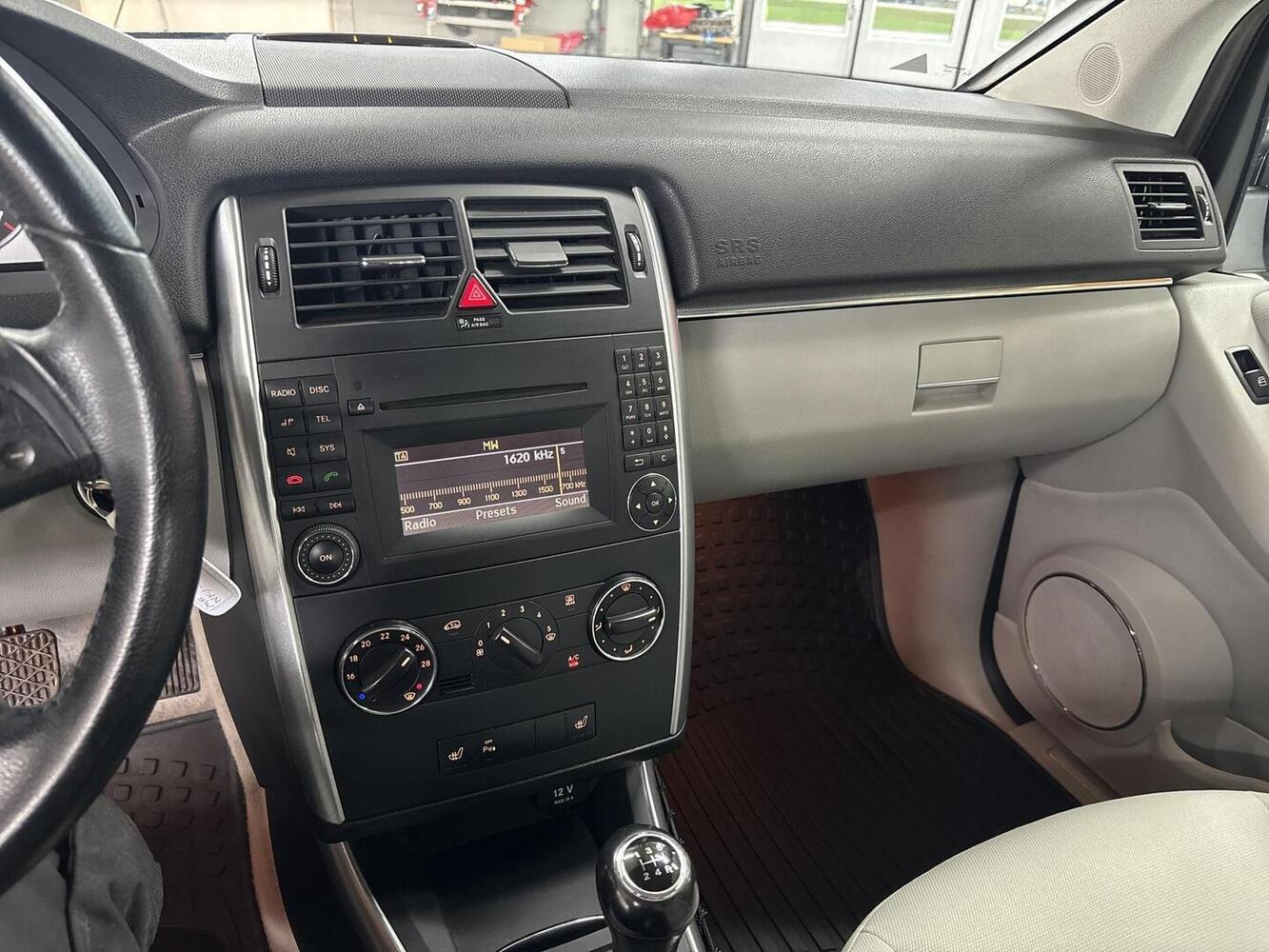 Mercedes-Benz B vaihtoauto