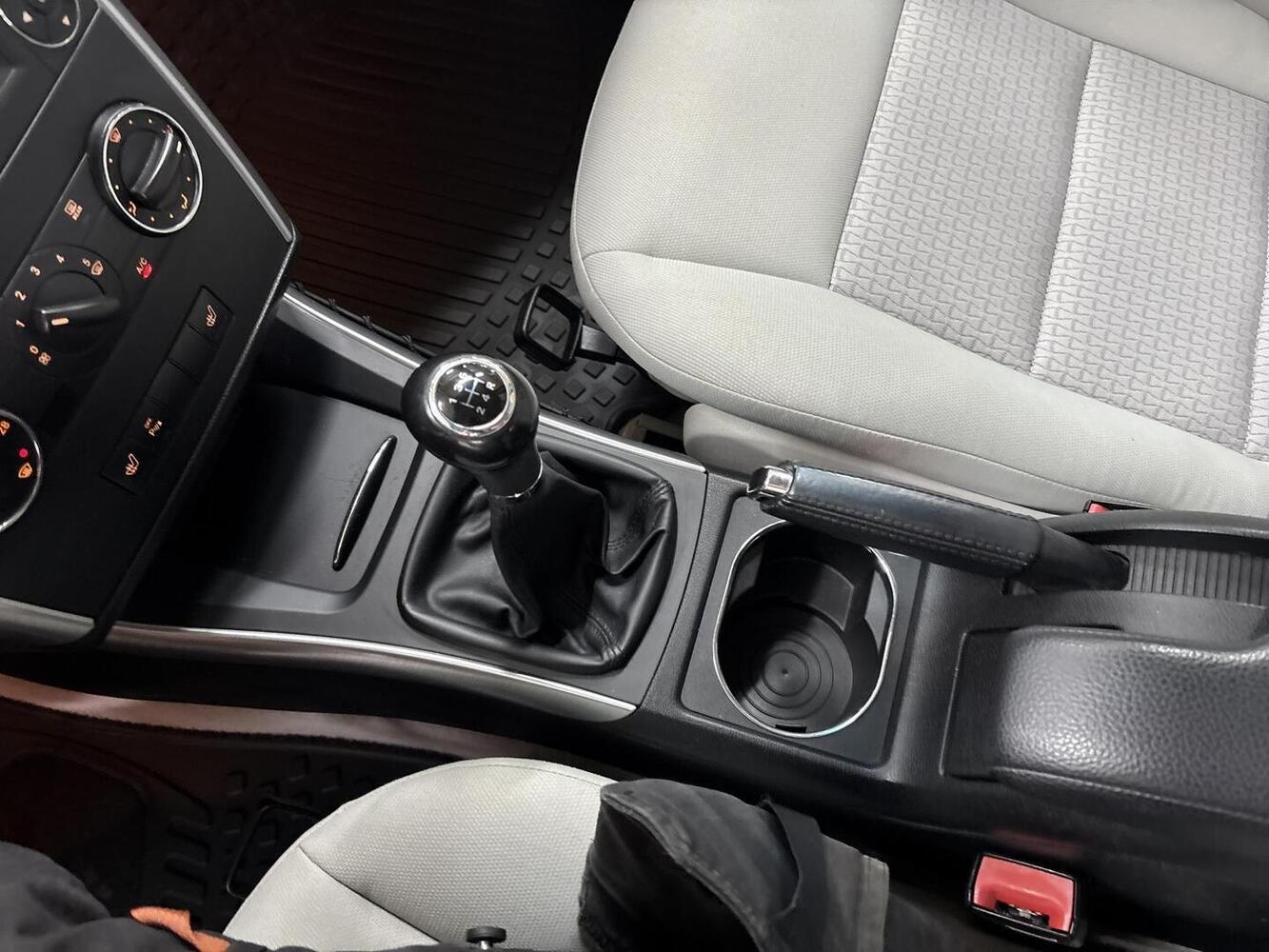 Mercedes-Benz B vaihtoauto