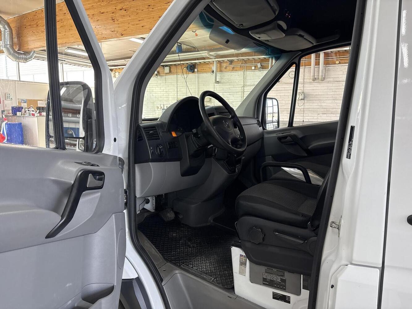 Mercedes-Benz Sprinter vaihtoauto