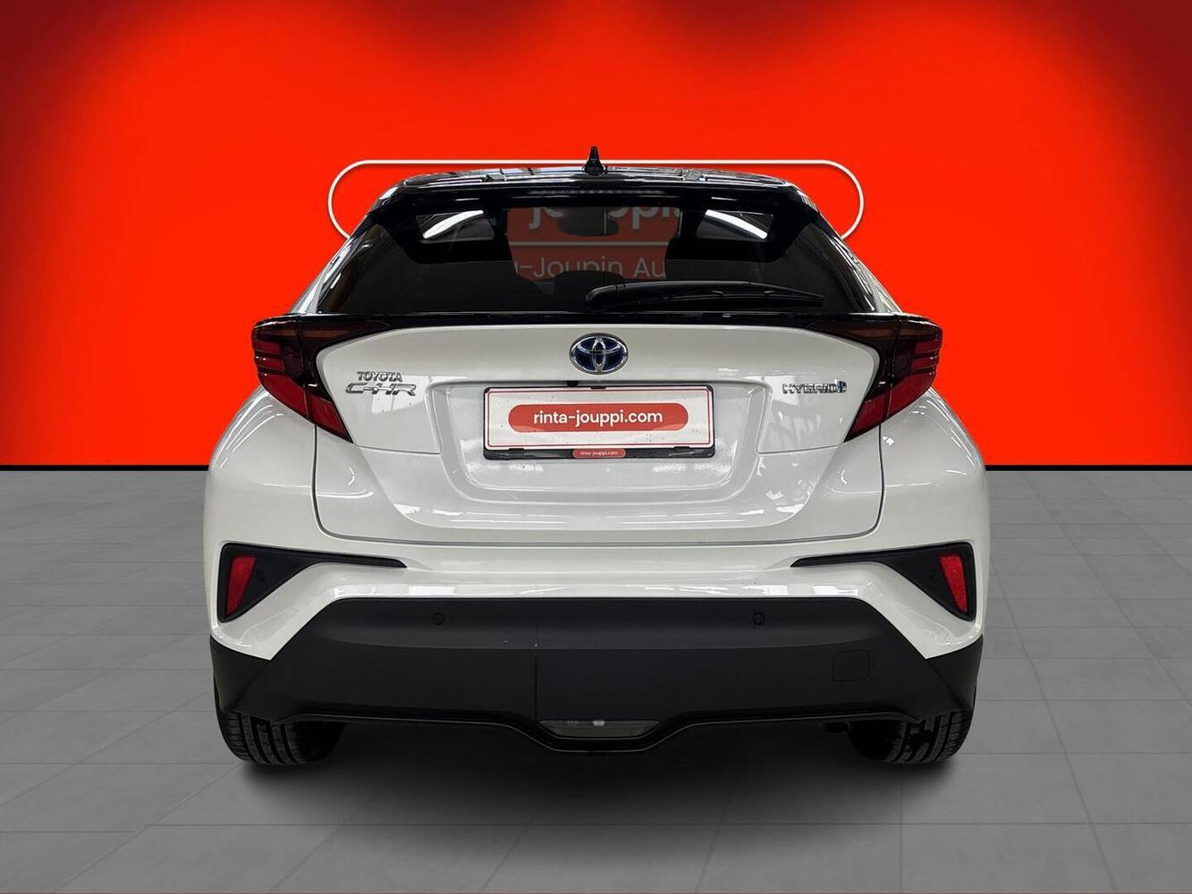 Toyota C-HR vaihtoauto