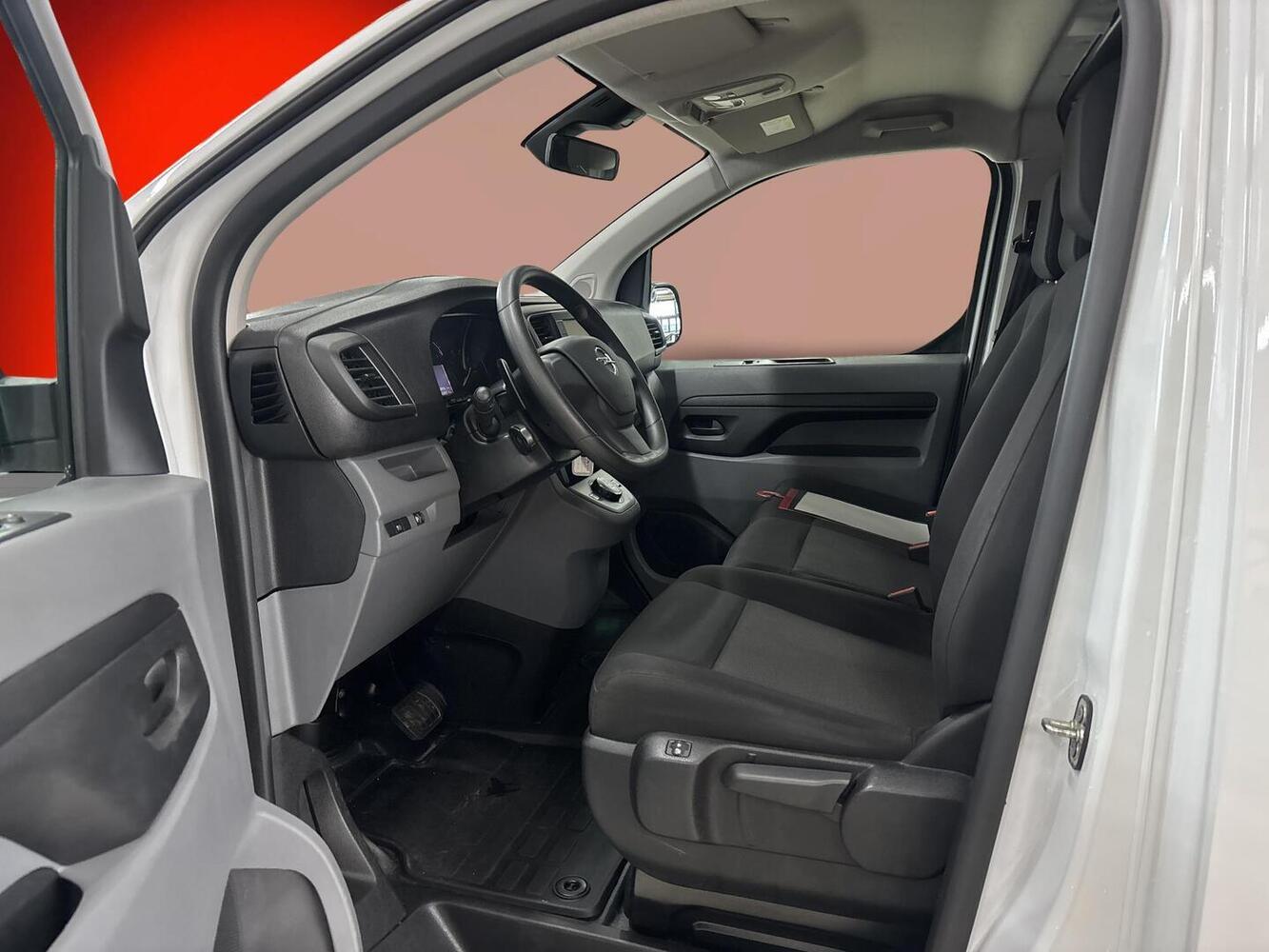 Opel Vivaro vaihtoauto
