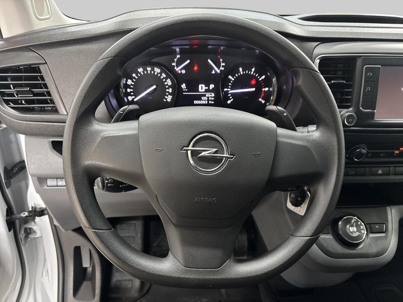 Opel Vivaro vaihtoauto