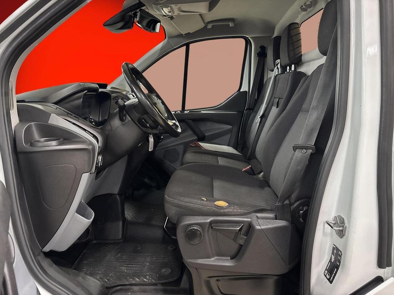 Ford Transit Custom vaihtoauto