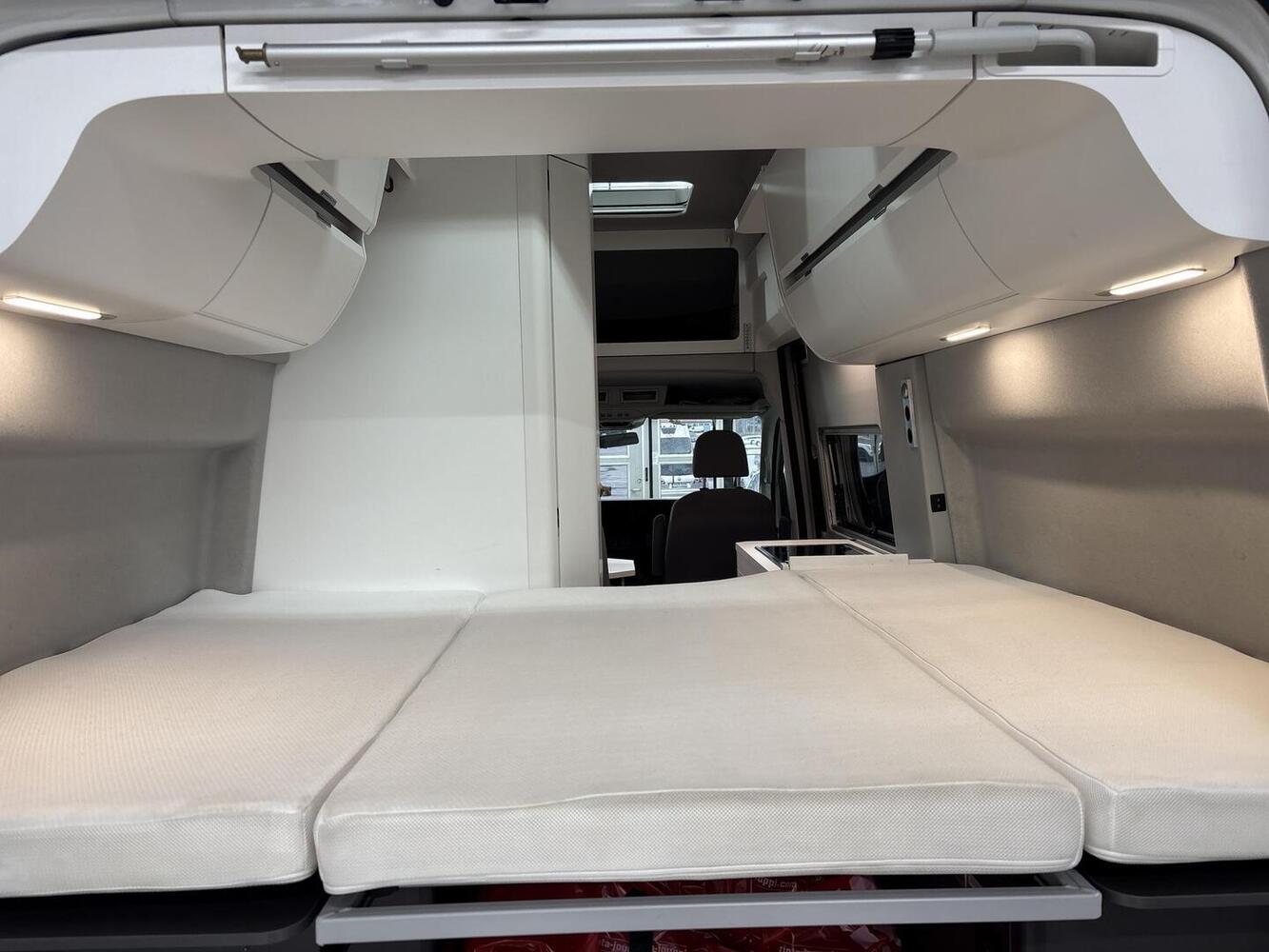 Volkswagen Grand California vaihtoauto