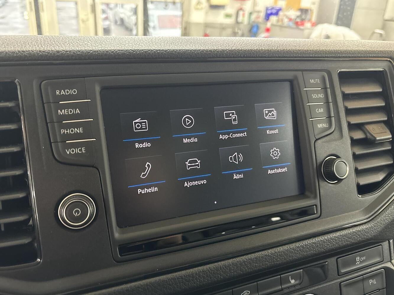 Volkswagen Grand California vaihtoauto