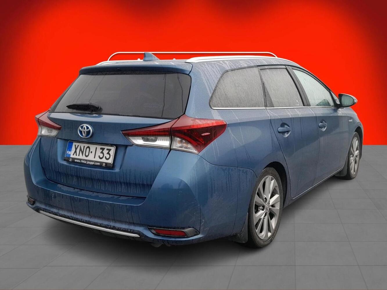 Toyota Auris vaihtoauto