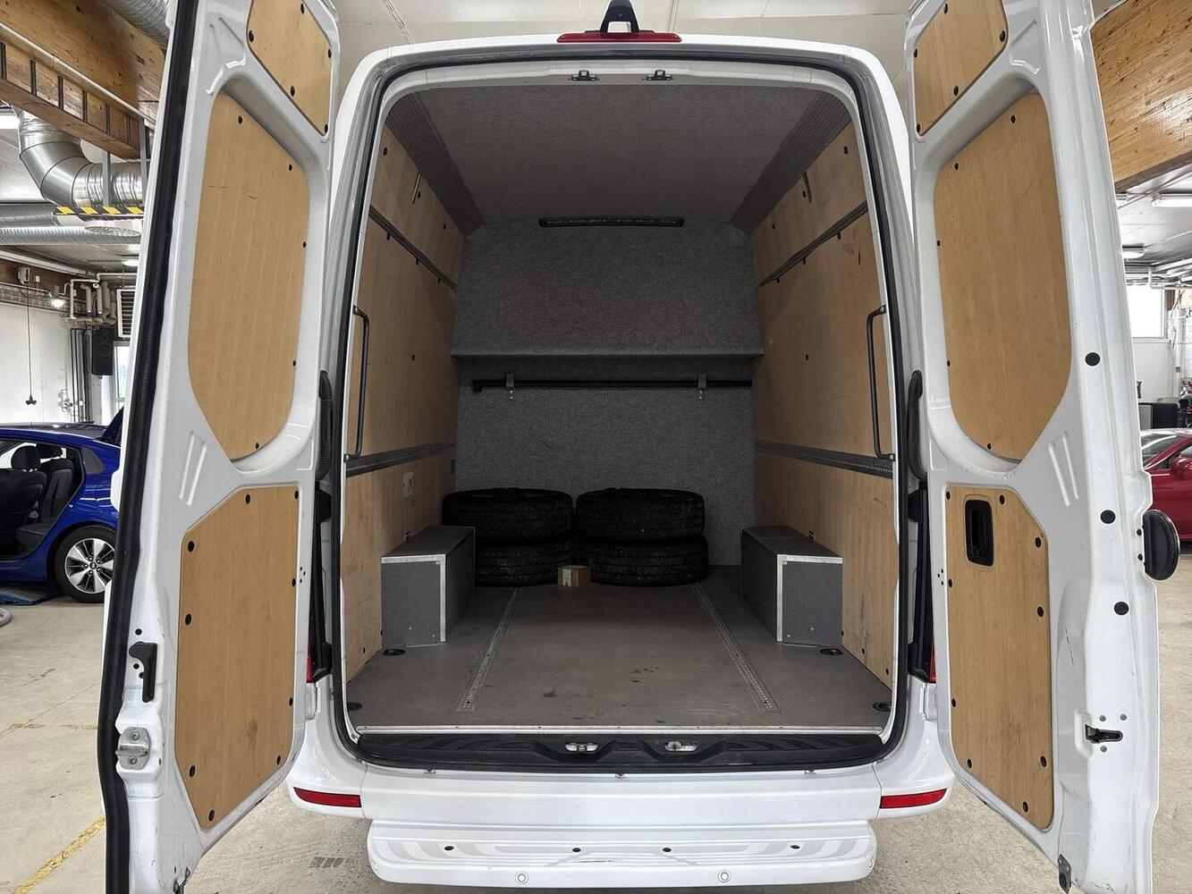 Mercedes-Benz Sprinter vaihtoauto