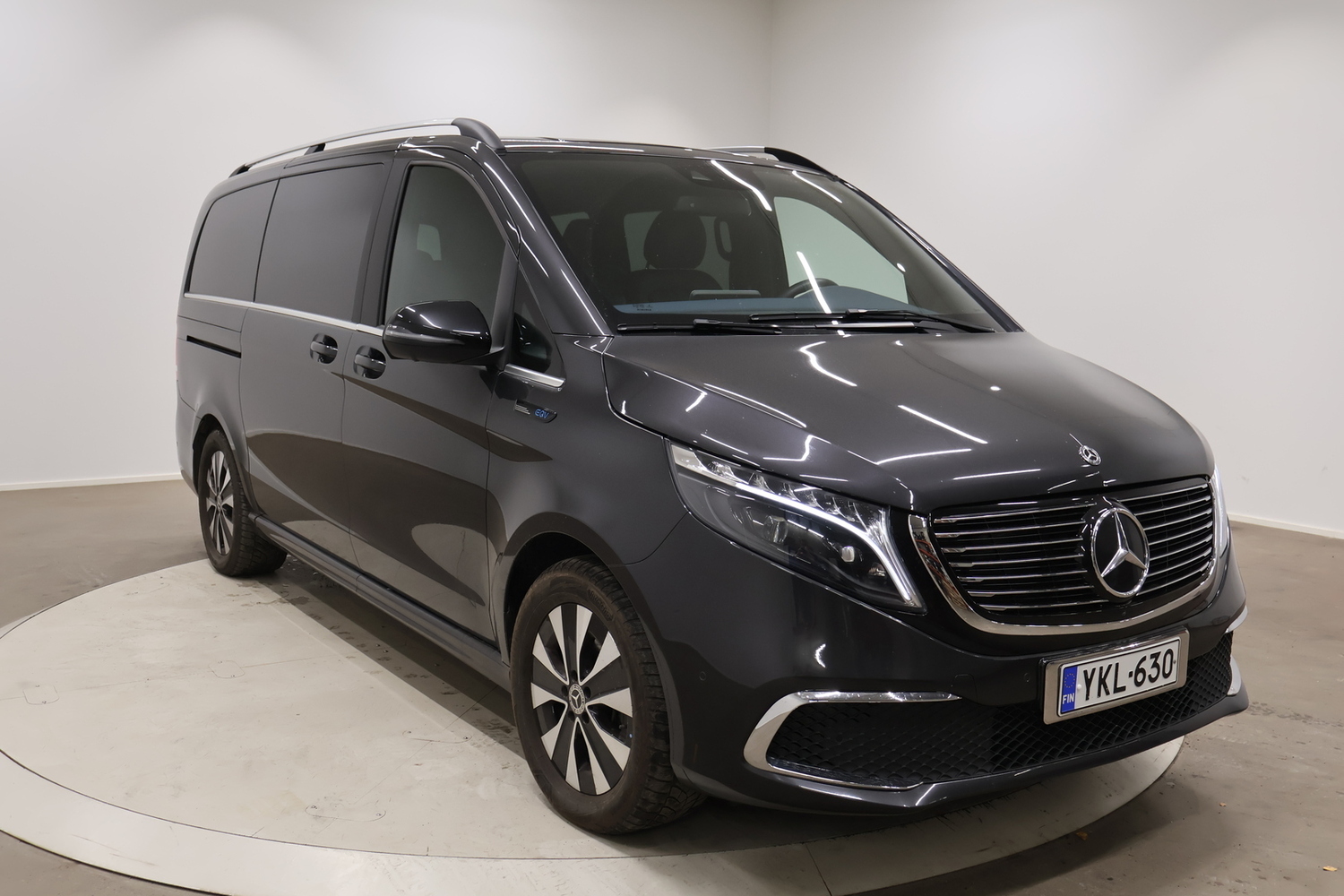 Mercedes-Benz EQV vaihtoauto