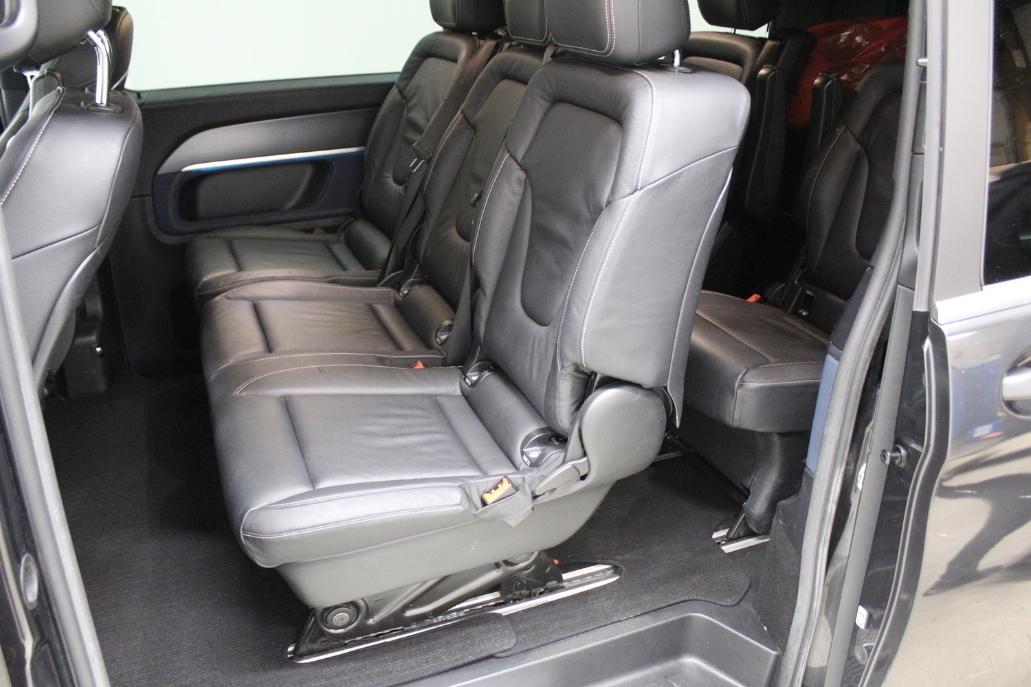 Mercedes-Benz EQV vaihtoauto