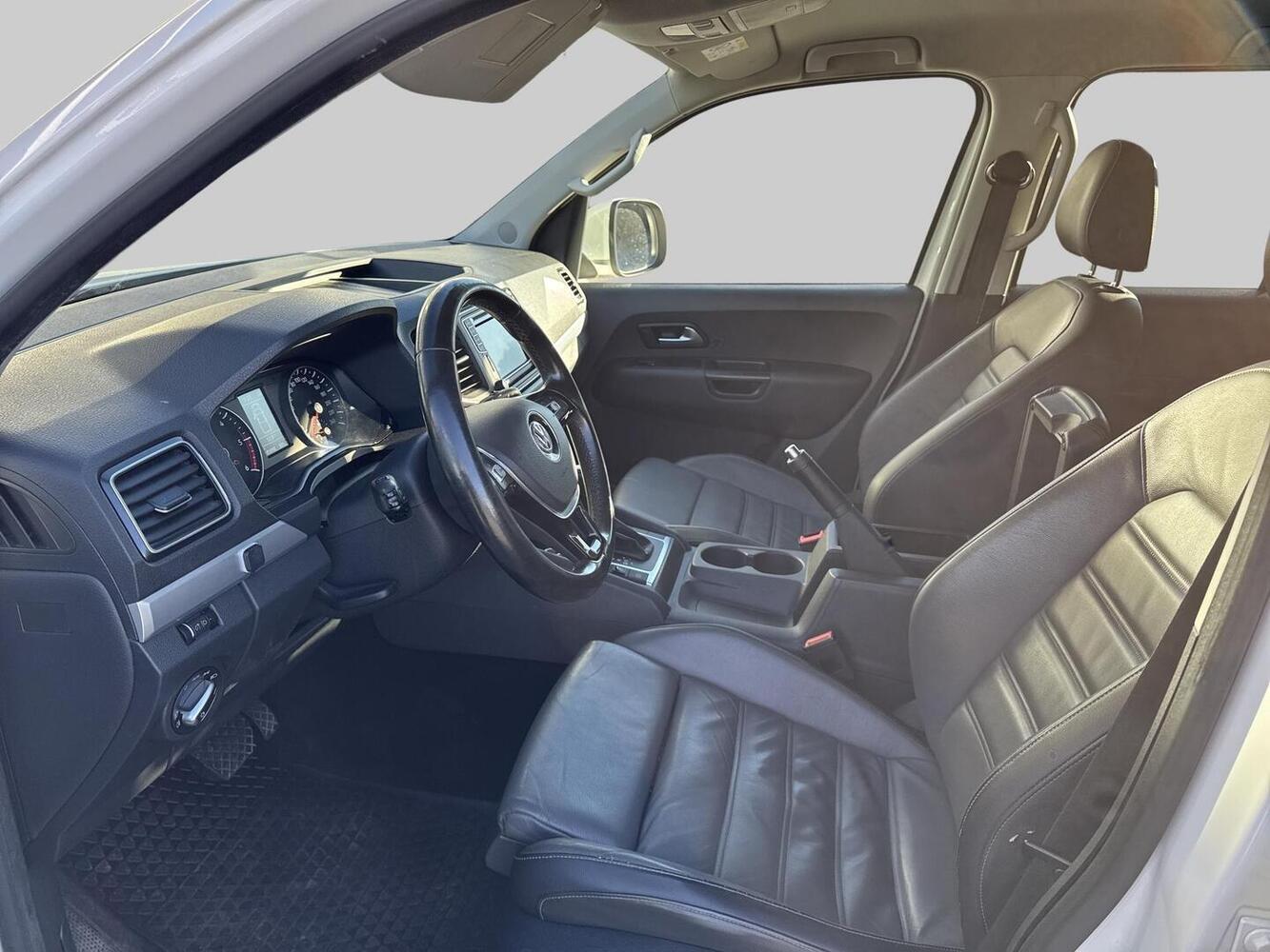 Volkswagen Amarok vaihtoauto