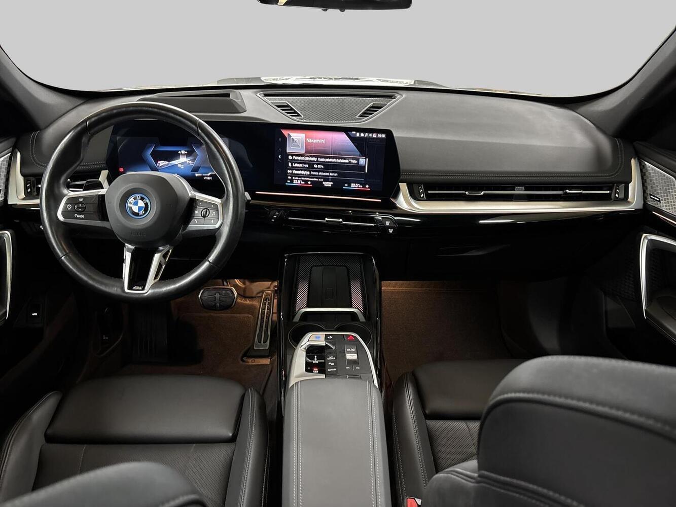 BMW iX1 vaihtoauto