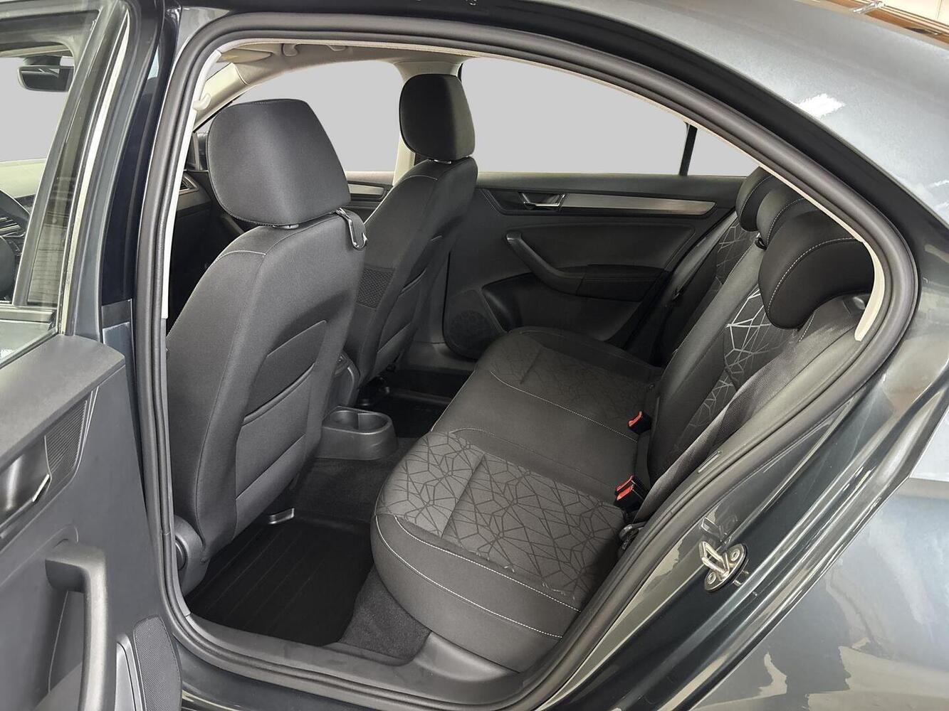 Skoda Rapid vaihtoauto
