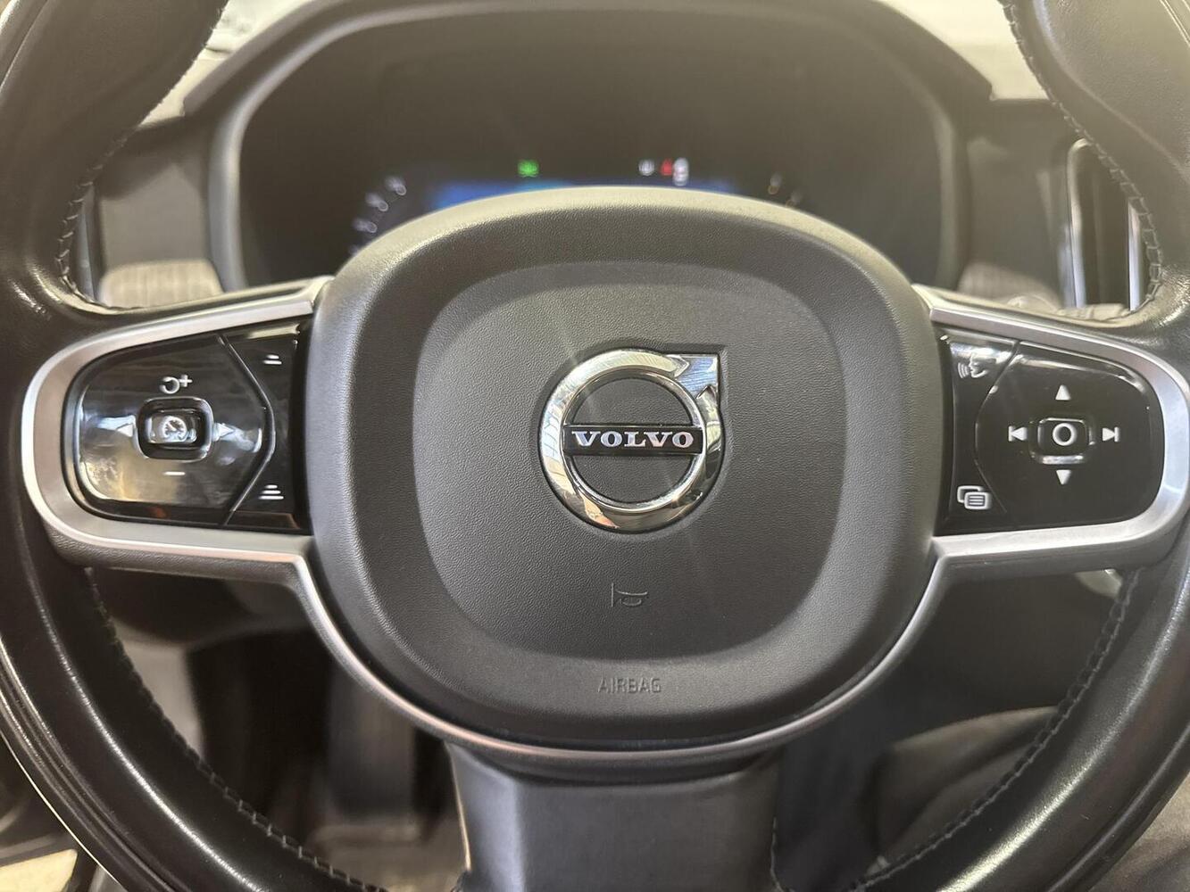 Volvo V90 Cross Country vaihtoauto