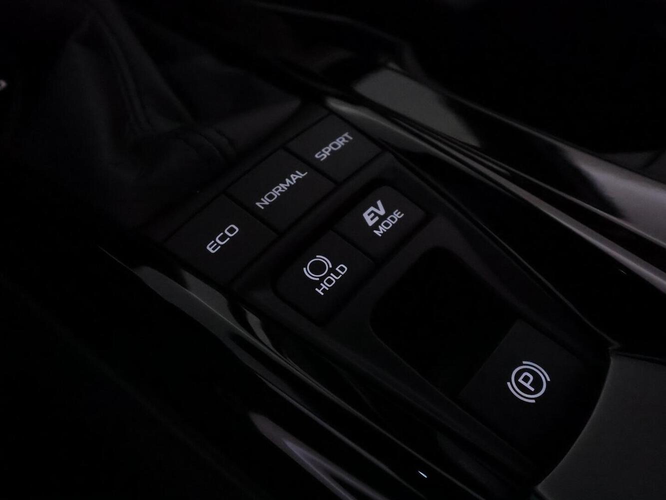 Toyota Camry vaihtoauto