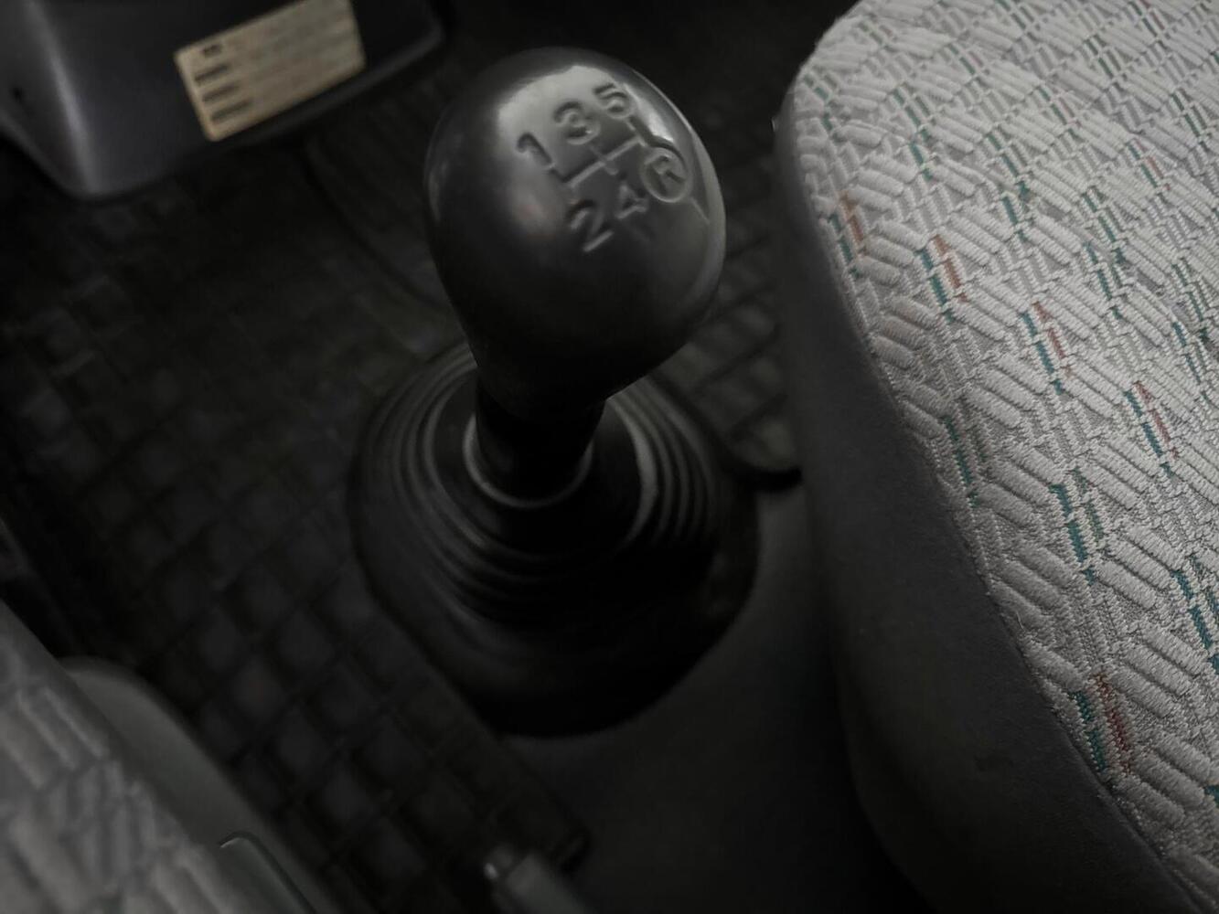 Toyota Hiace vaihtoauto