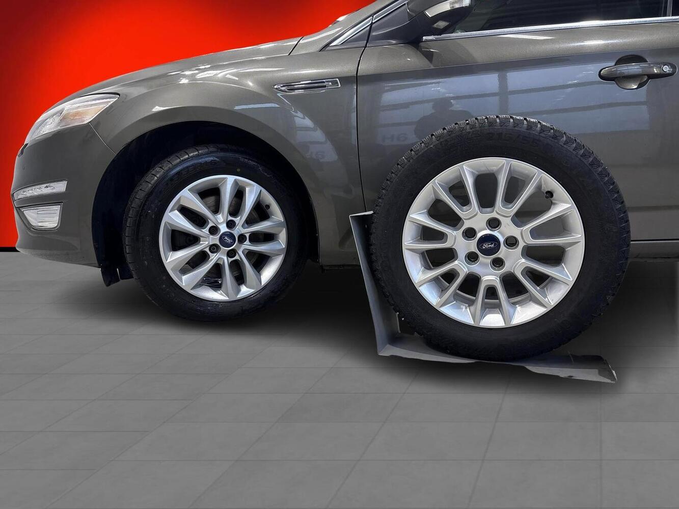 Ford Mondeo vaihtoauto