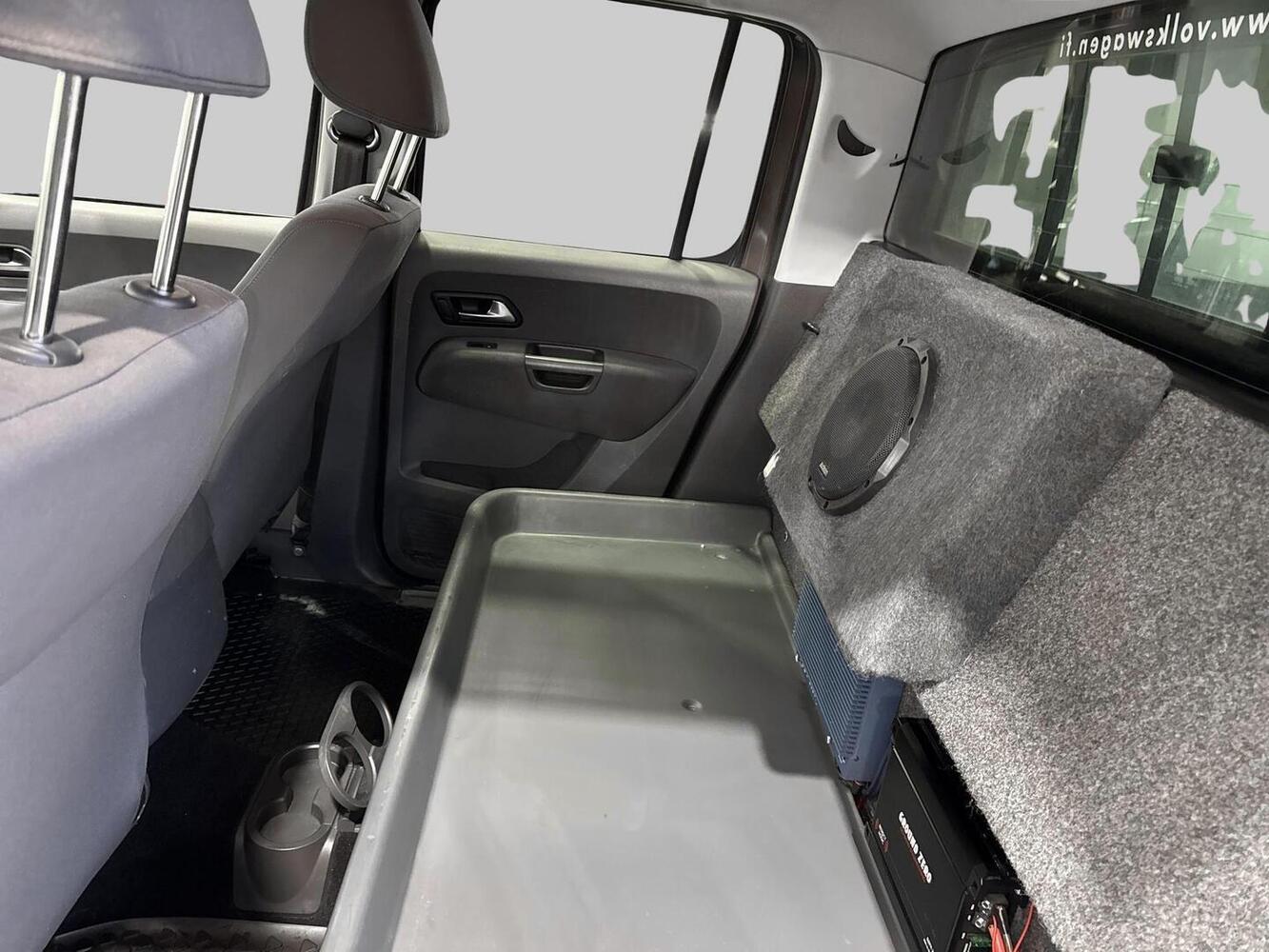 Volkswagen Amarok vaihtoauto