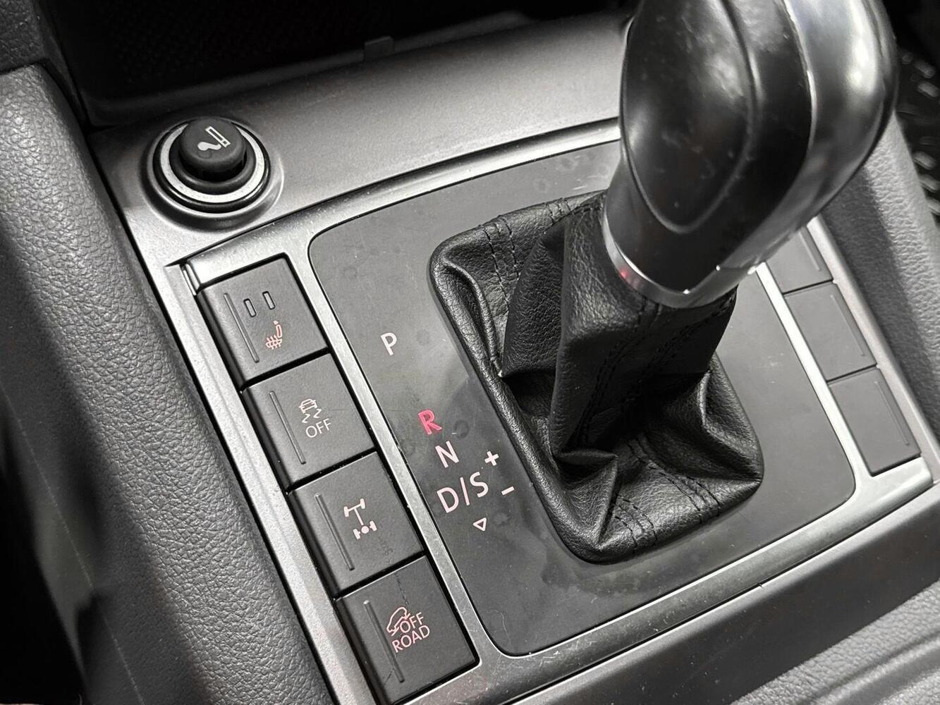 Volkswagen Amarok vaihtoauto