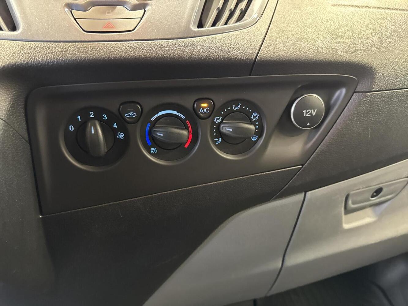 Ford Transit Custom vaihtoauto