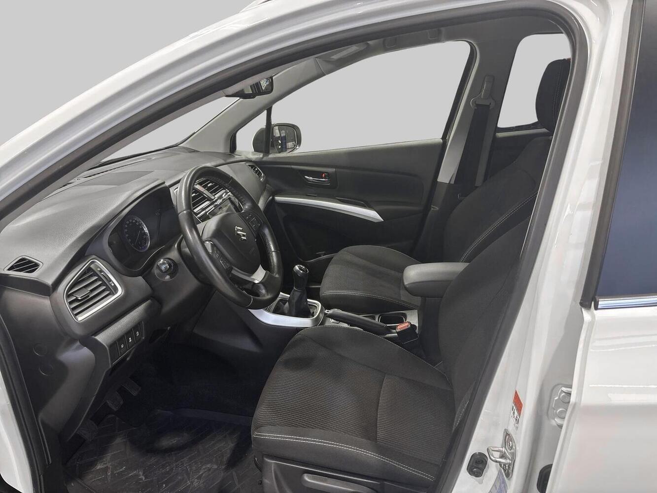 Suzuki SX4 S-CROSS vaihtoauto