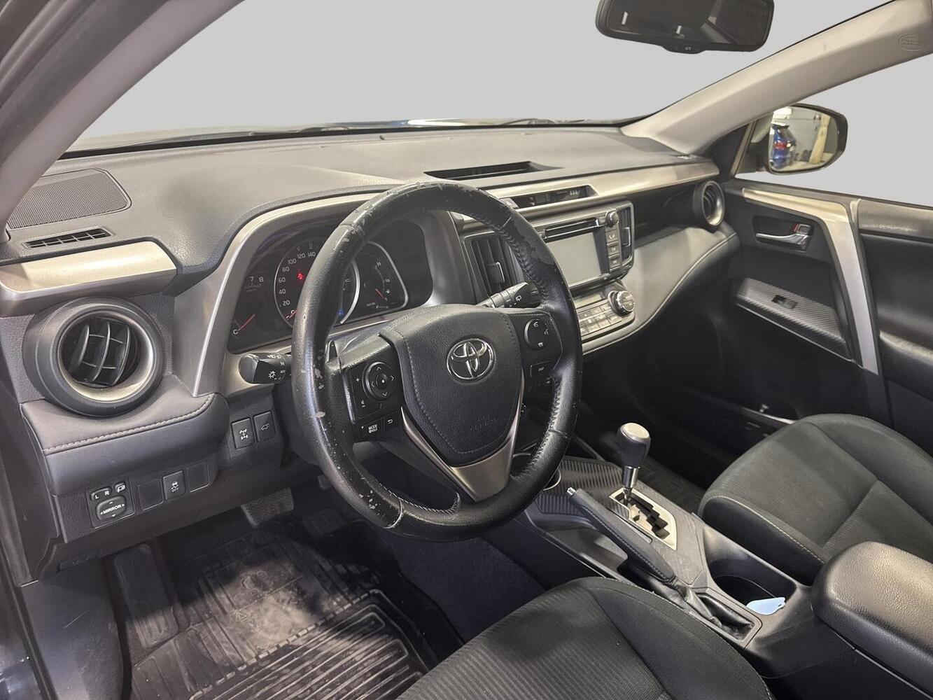 Toyota RAV4 vaihtoauto