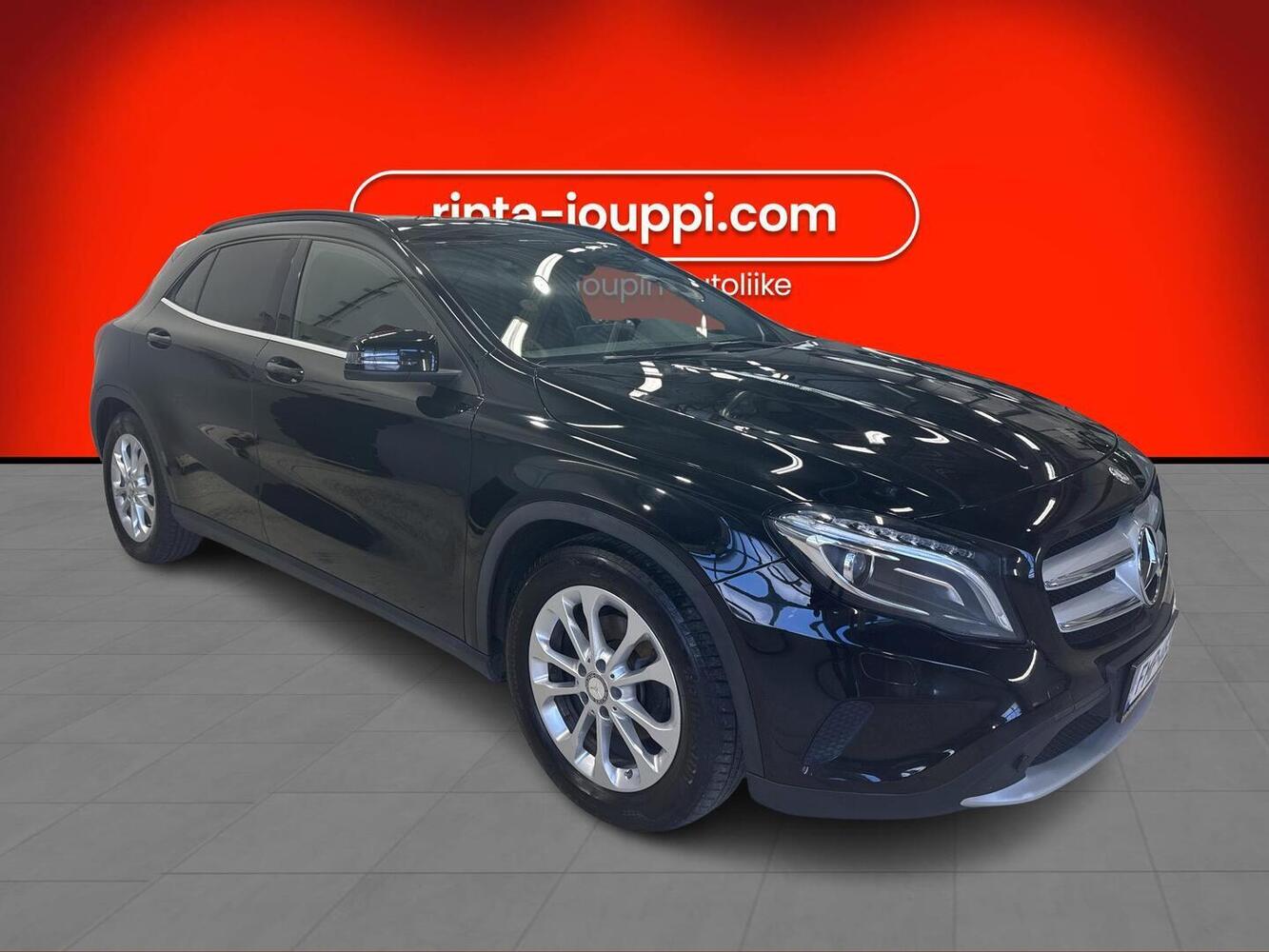 Mercedes-Benz GLA vaihtoauto