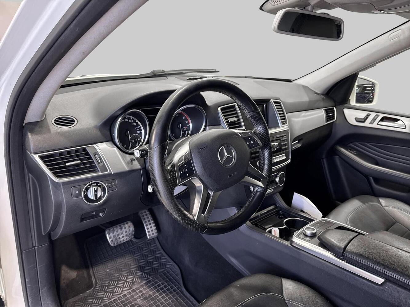 Mercedes-Benz ML vaihtoauto