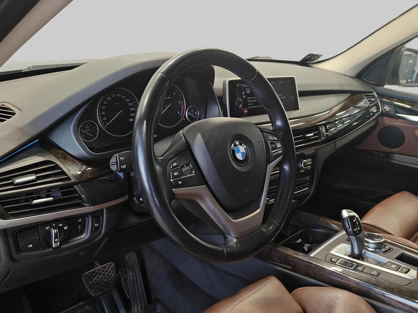 BMW X5 vaihtoauto
