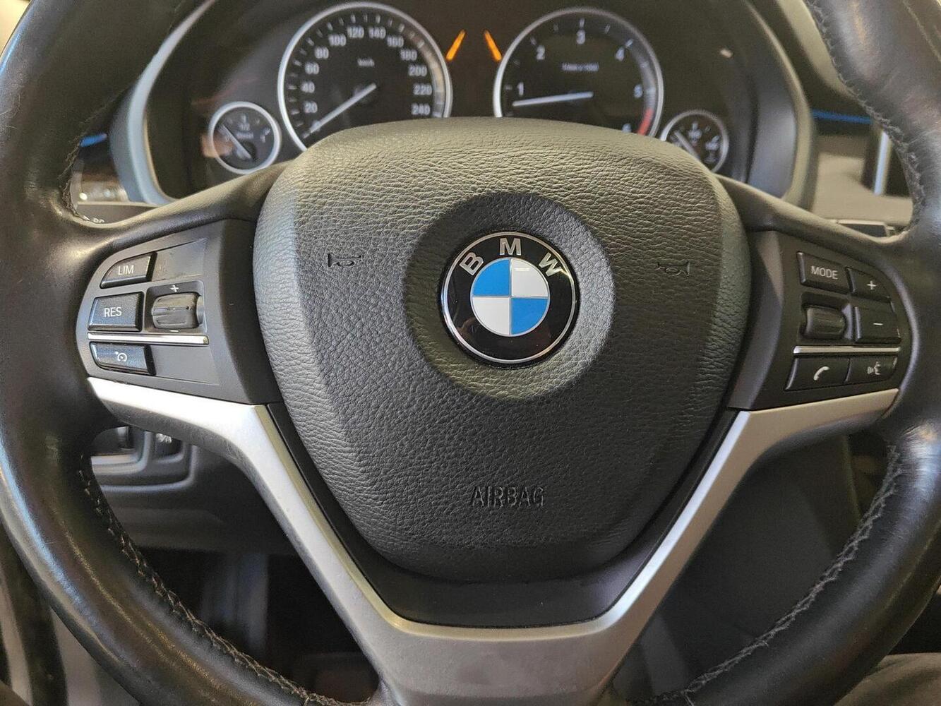 BMW X5 vaihtoauto