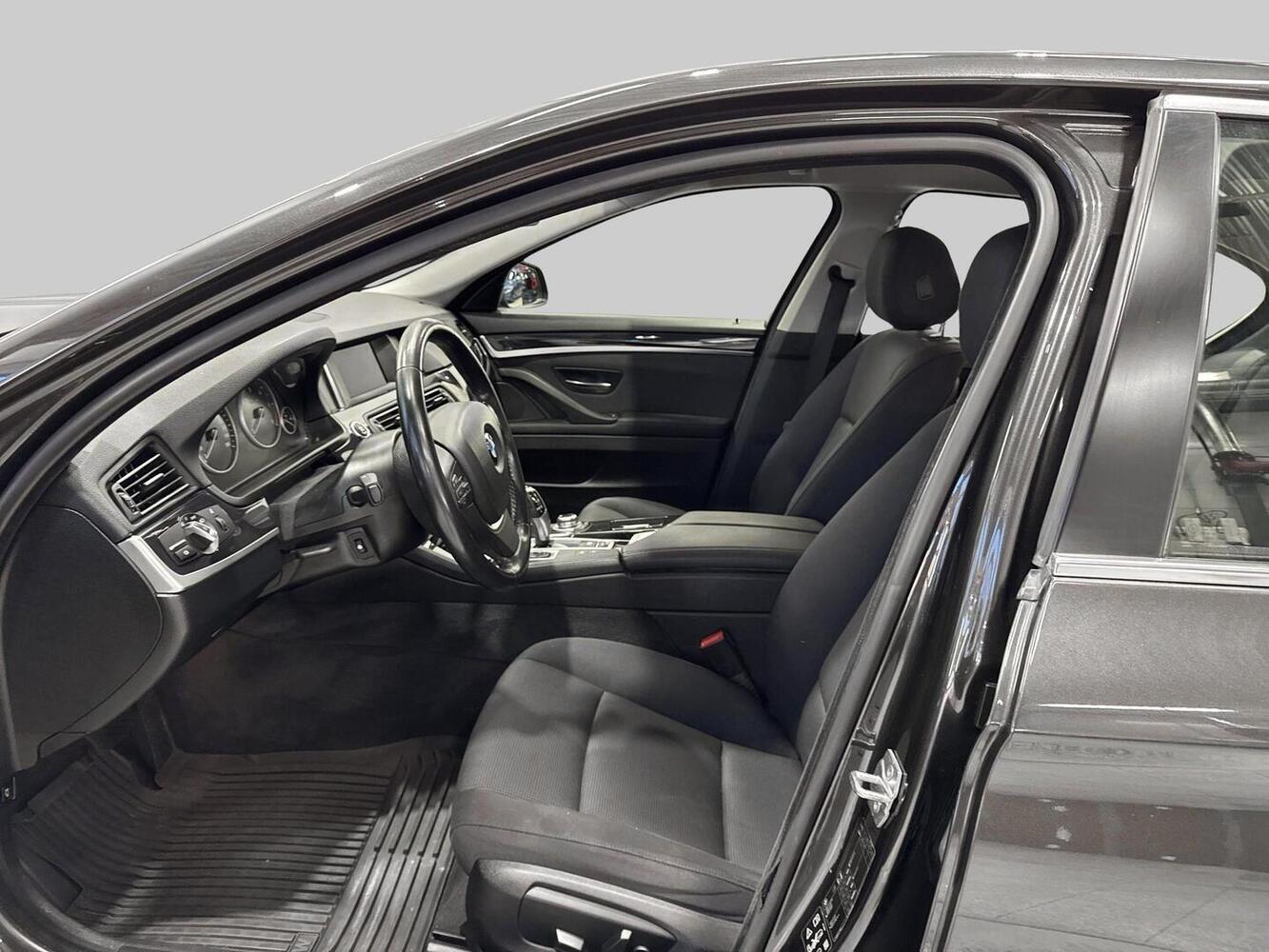 BMW 520 vaihtoauto