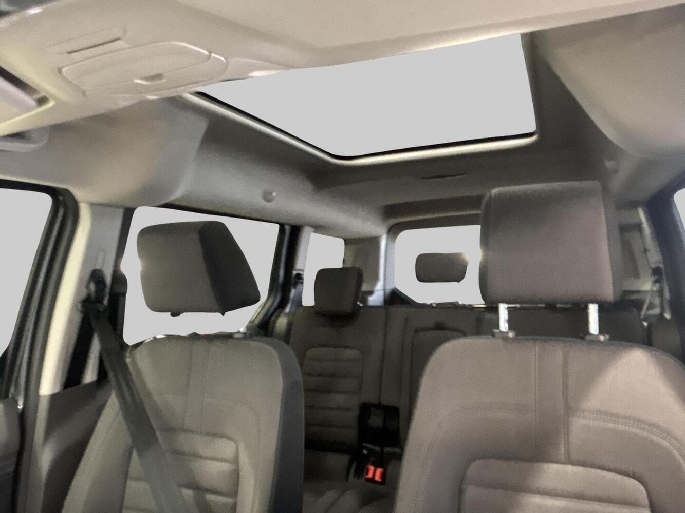 Ford Grand Tourneo Connect vaihtoauto