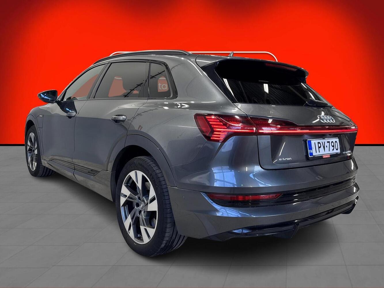 Audi e-tron vaihtoauto