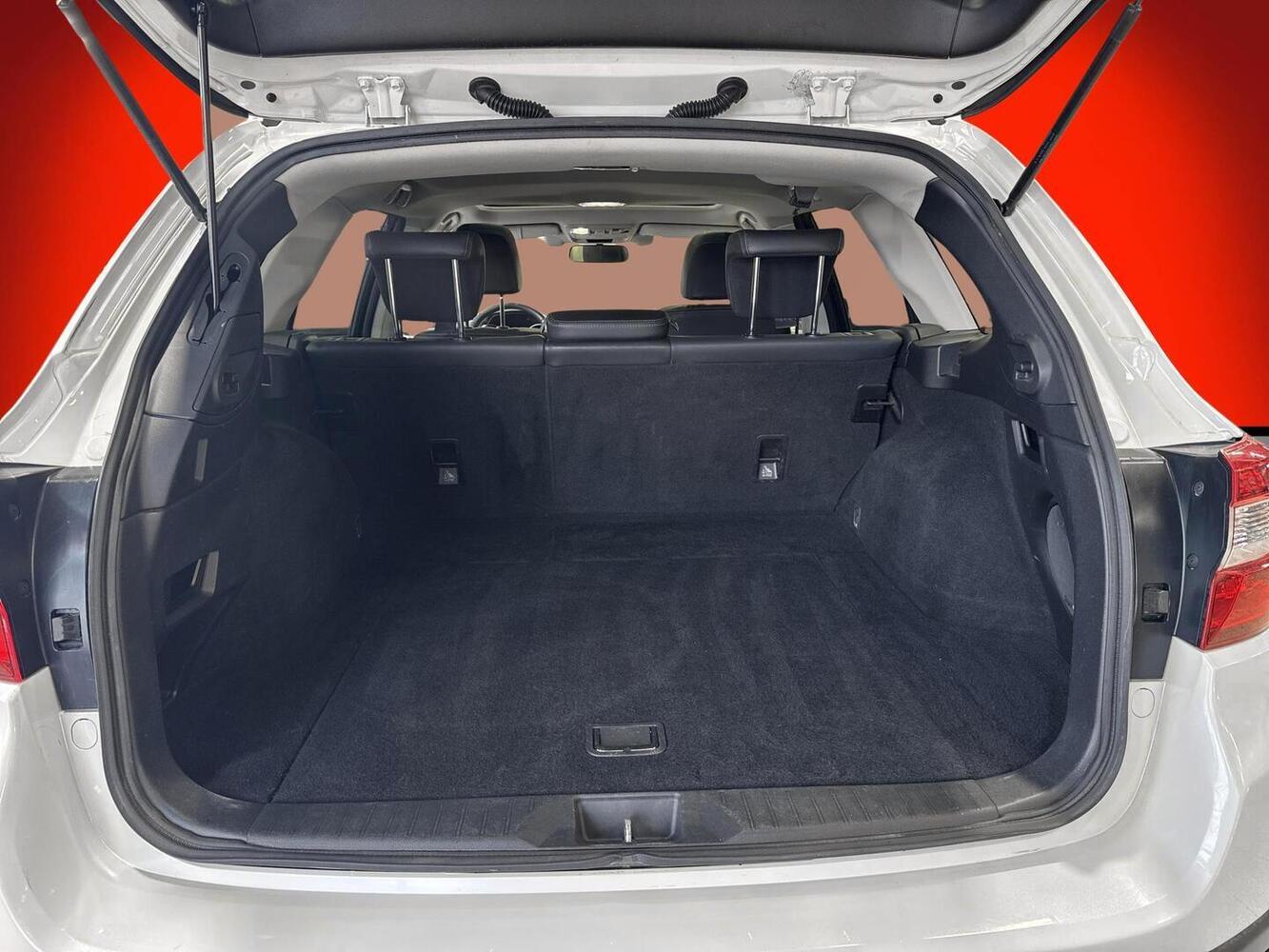 Subaru Outback vaihtoauto