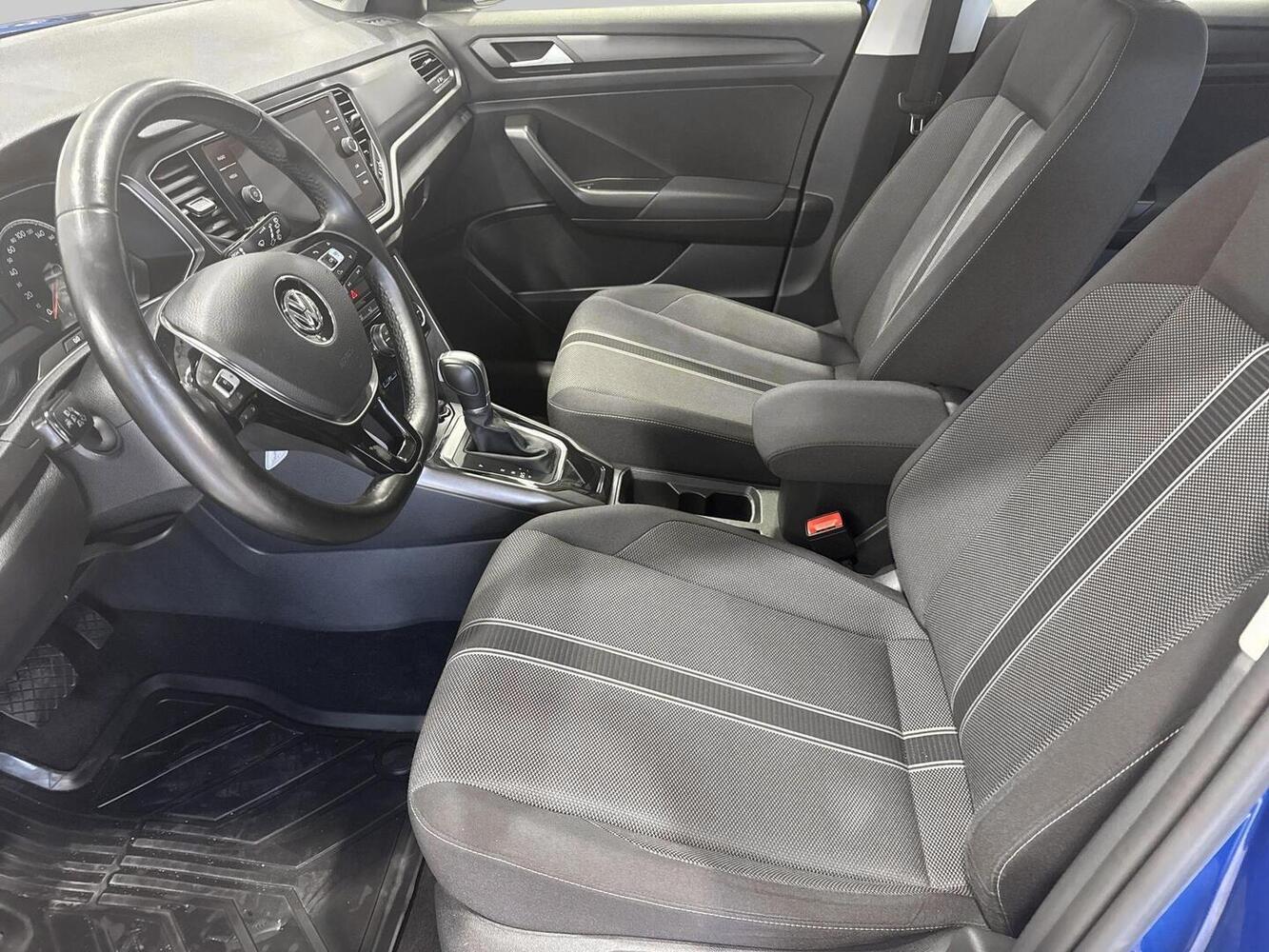 Volkswagen T-Roc vaihtoauto