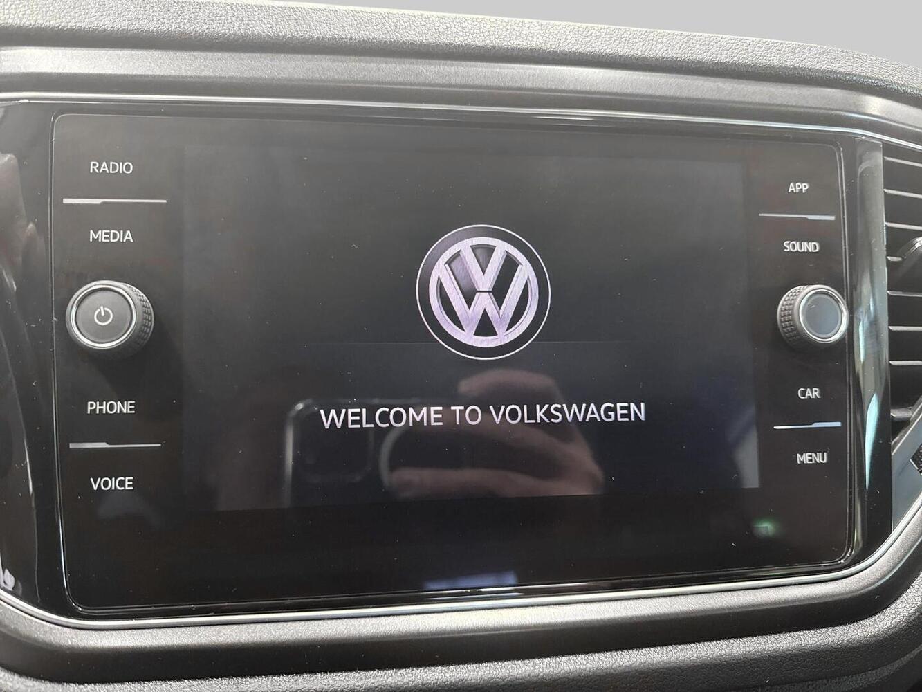 Volkswagen T-Roc vaihtoauto