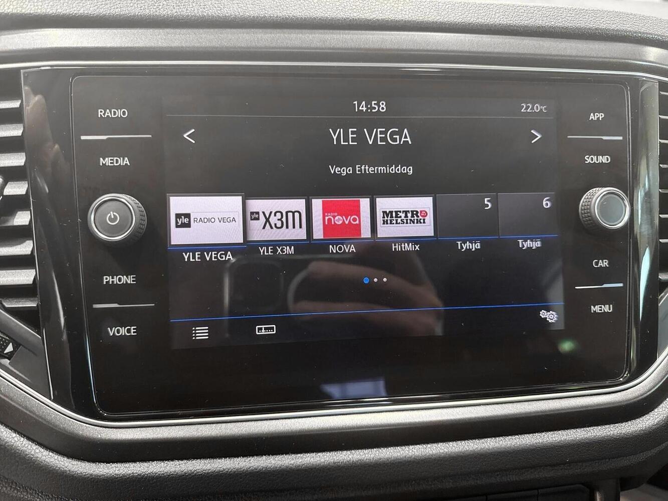 Volkswagen T-Roc vaihtoauto