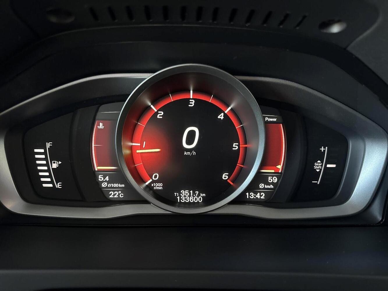 Volvo V60 Cross Country vaihtoauto