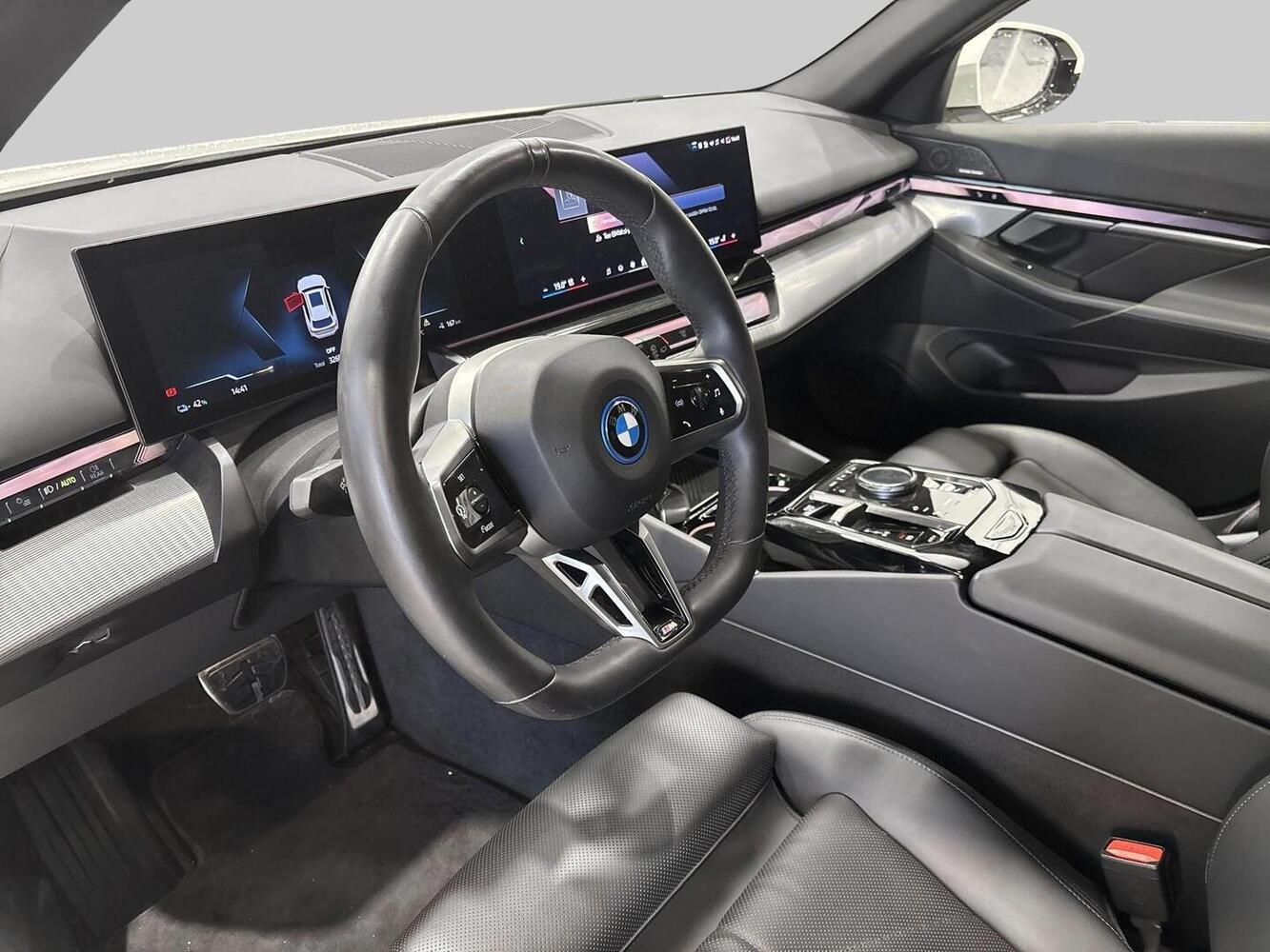 BMW i5 vaihtoauto