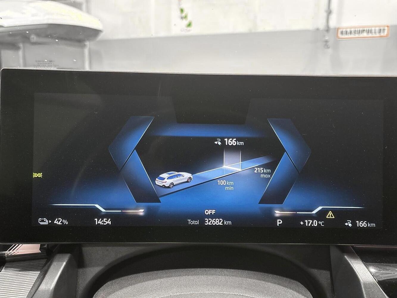 BMW i5 vaihtoauto