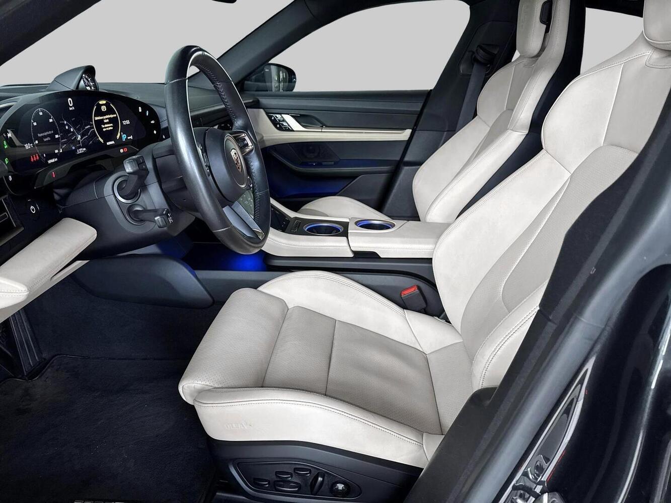 Porsche Taycan vaihtoauto