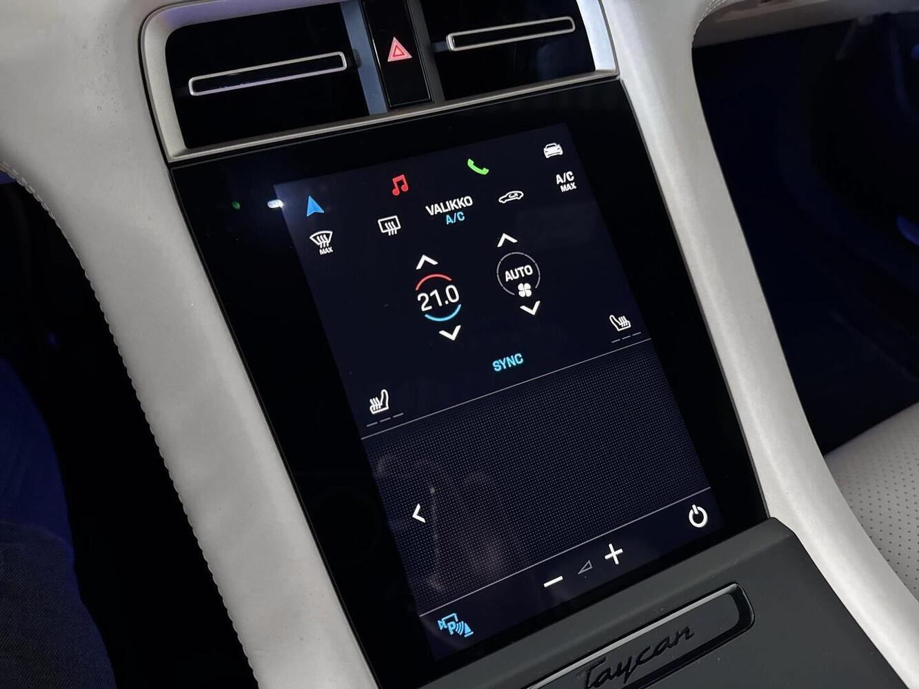 Porsche Taycan vaihtoauto