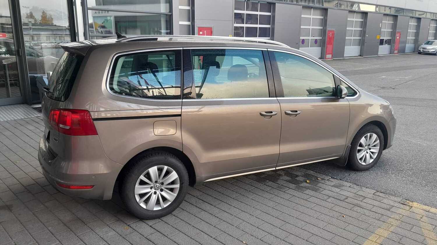 Volkswagen Sharan vaihtoauto