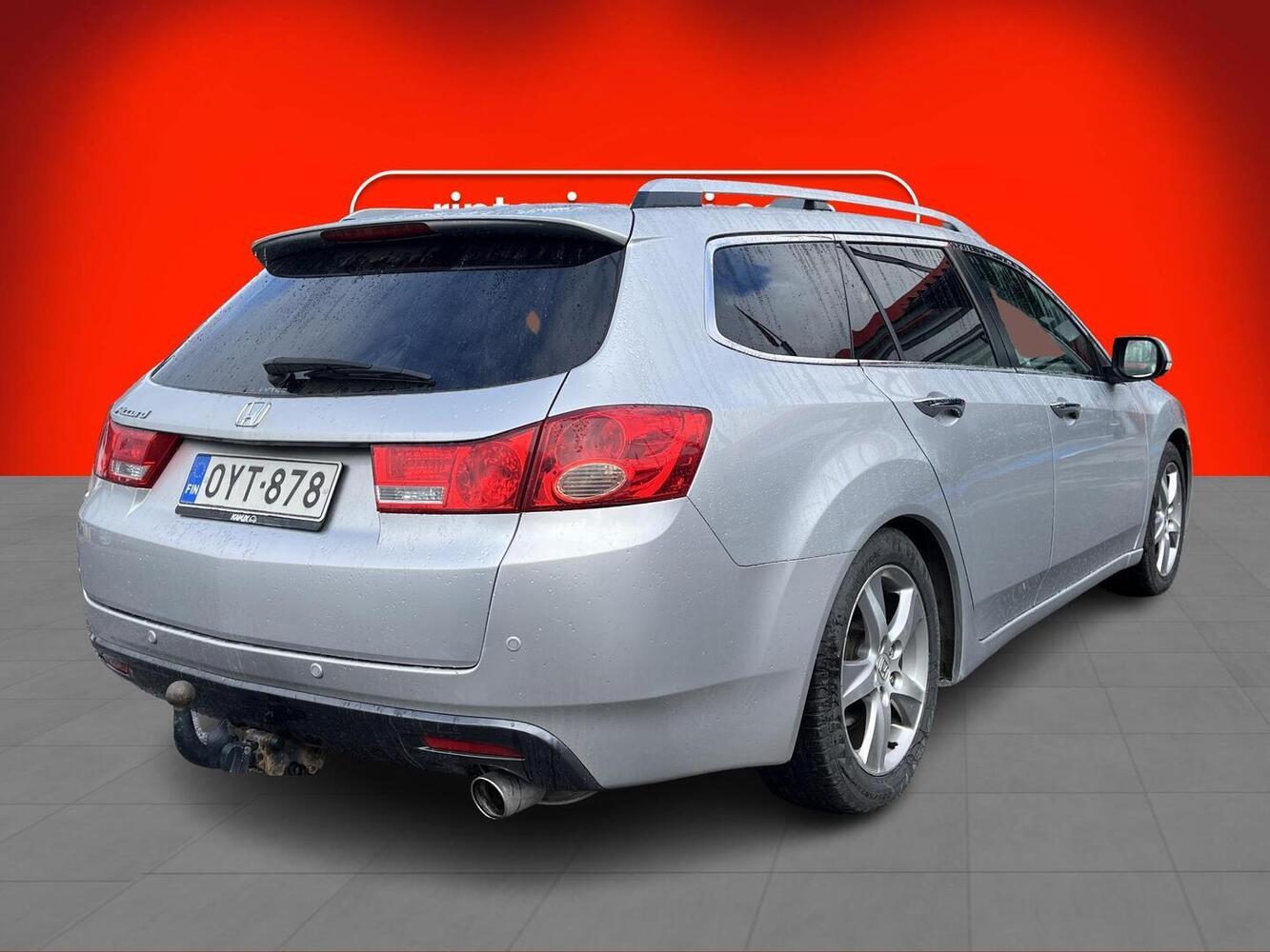Honda Accord vaihtoauto