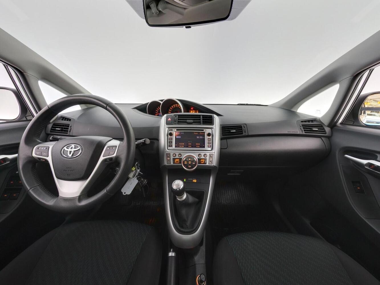 Toyota Verso vaihtoauto