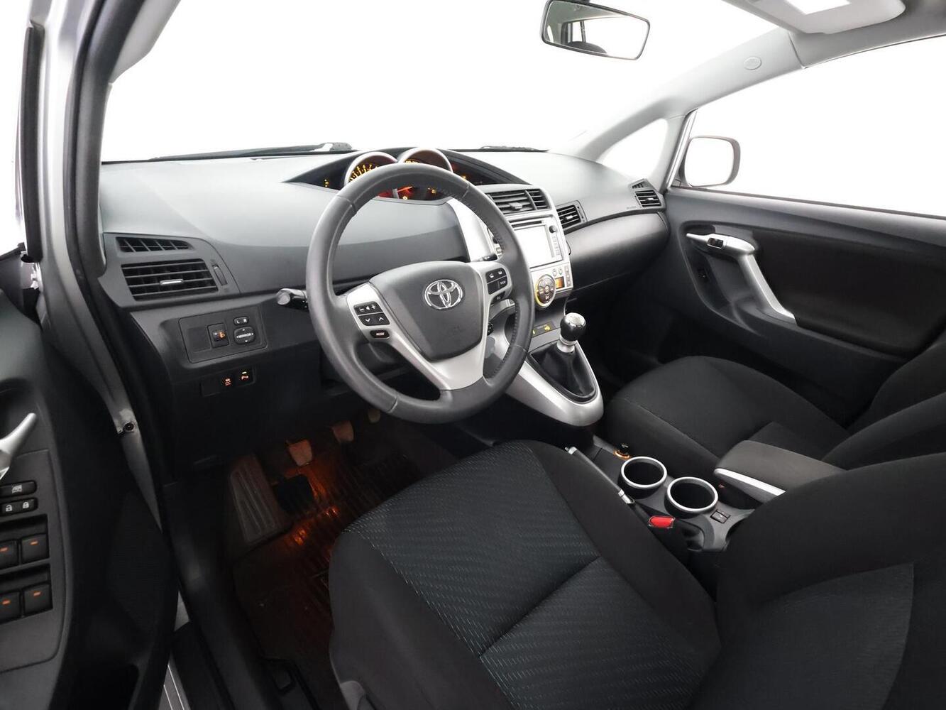 Toyota Verso vaihtoauto