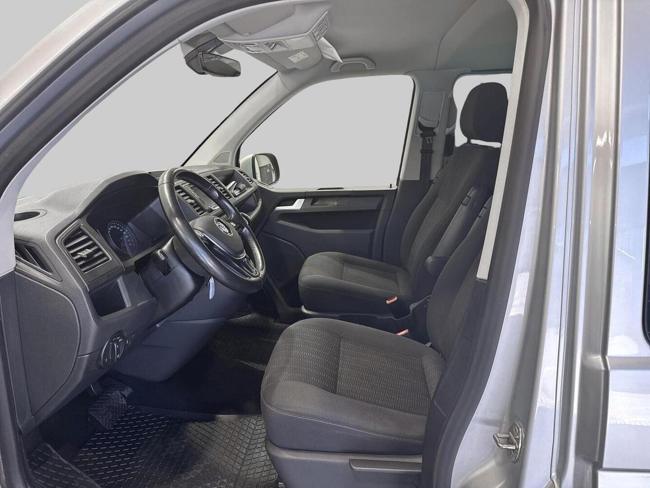 Volkswagen Caravelle vaihtoauto