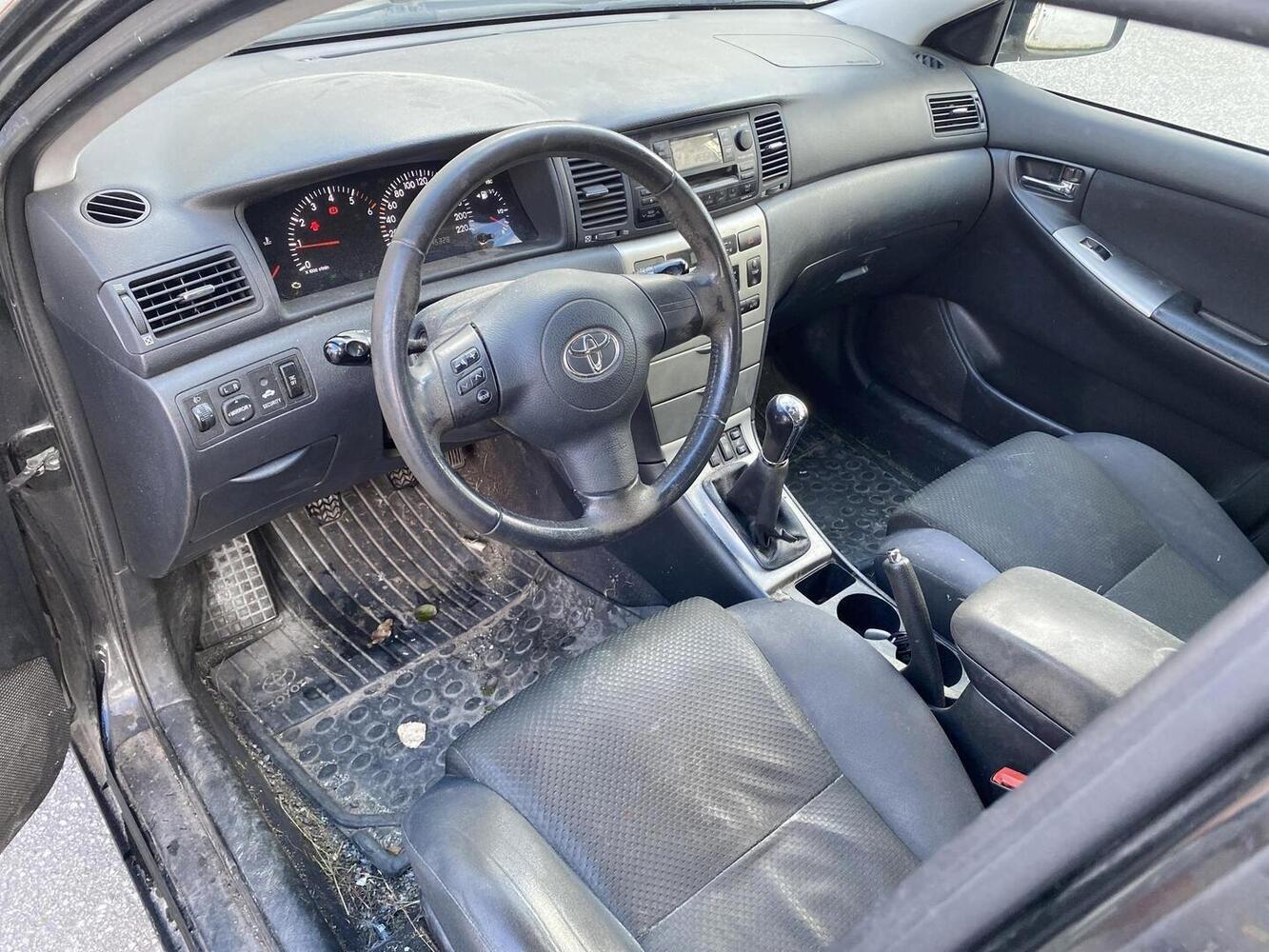 Toyota Corolla vaihtoauto